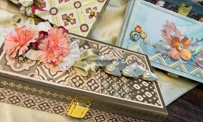 Rebonding Love Luxury Gifting